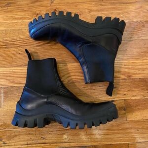 ATP Atelier Lug Sole Chelsea Boots